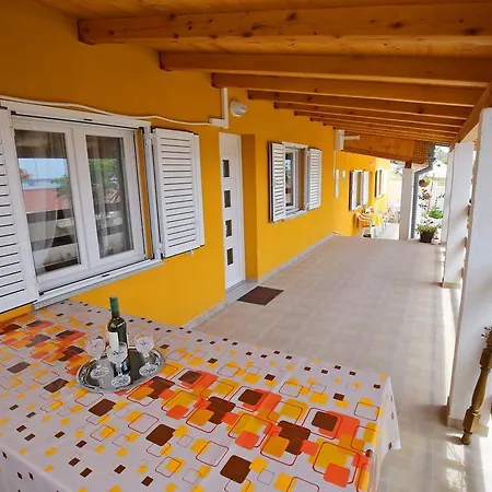 Apartment Marta Ražanac Exteriér fotografie